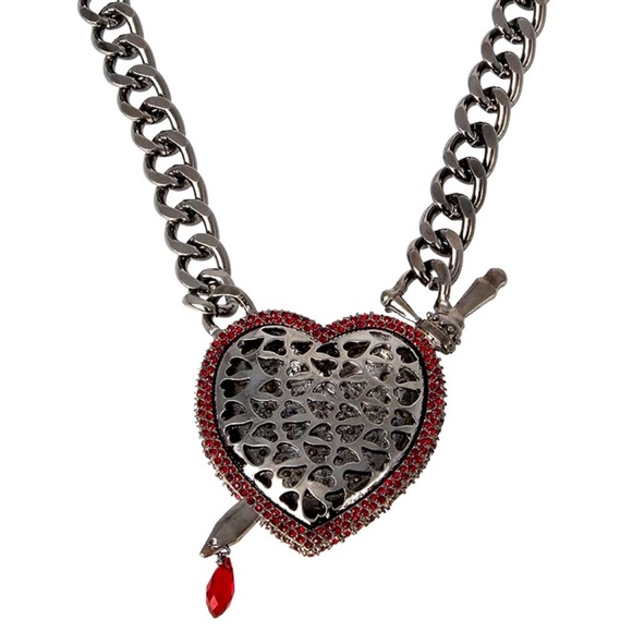 Betsey Johnson Heart Dagger Pendant Necklace GothJewelry Bloody Red Spooky NWT - Picture 5 of 6